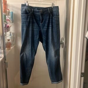 INC boyfriend capri jeans 16w